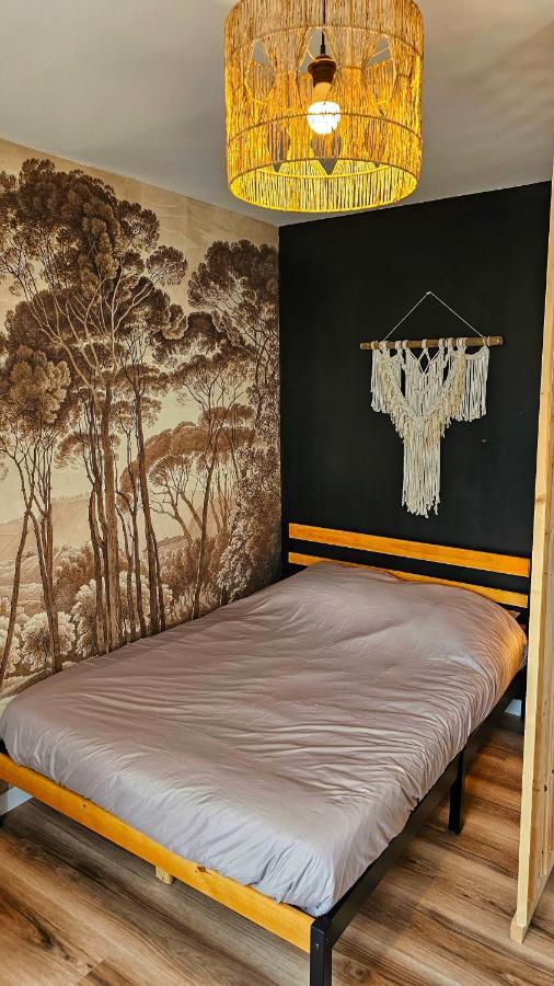 Neufs A Centre Apartment *